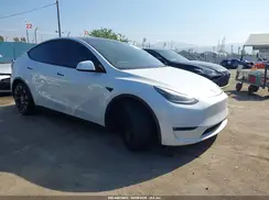 5YJYGDEF0MF146442 2021 TESLA MODEL Y