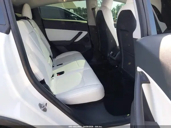 5YJYGDEF0MF146442 2021 TESLA MODEL Y - Image 8