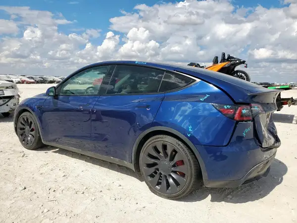 5YJYGDEF0MF157845 2021 TESLA MODEL Y - Image 2