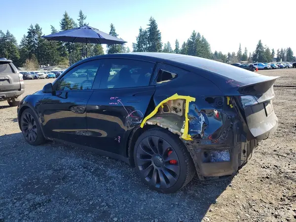 5YJYGDEF0MF209801 2021 TESLA MODEL Y - Image 2