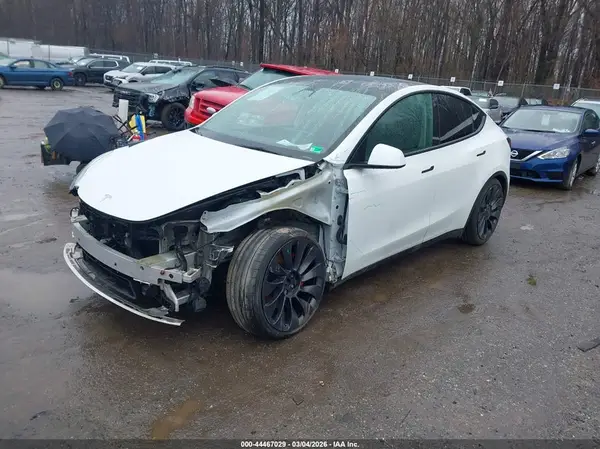 5YJYGDEF0MF209832 2021 TESLA MODEL Y - Image 2
