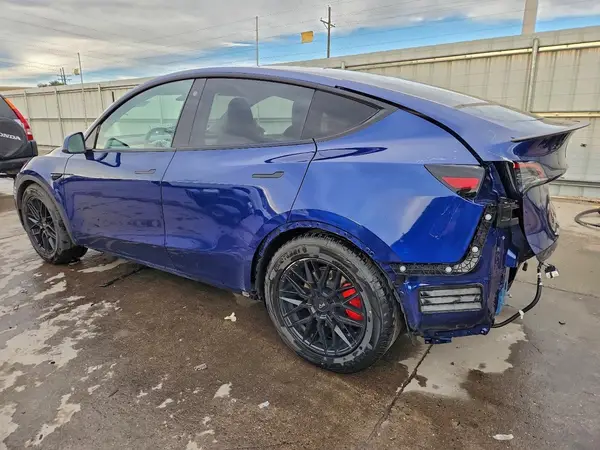 5YJYGDEF0MF212018 2021 TESLA MODEL Y - Image 2