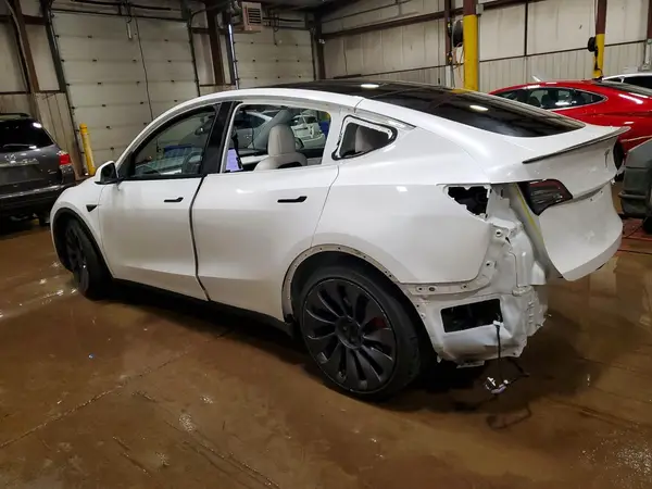 5YJYGDEF0MF252079 2021 TESLA MODEL Y - Image 2