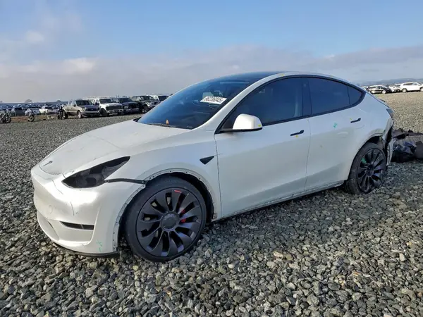 5YJYGDEF1MF098787 2021 TESLA MODEL Y - Image 1