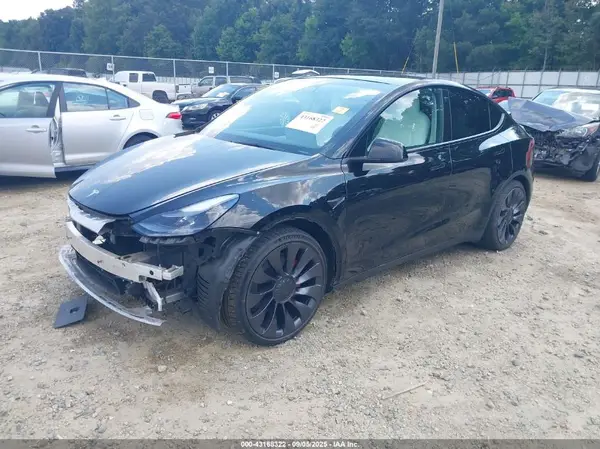 5YJYGDEF1MF121694 2021 TESLA MODEL Y - Image 2