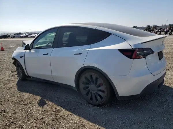 5YJYGDEF1MF137622 2021 TESLA MODEL Y - Image 2