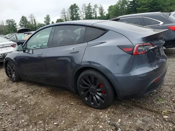 5YJYGDEF1MF189347 2021 TESLA MODEL Y - Image 2