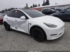 5YJYGDEF1MF197173 2021 TESLA MODEL Y