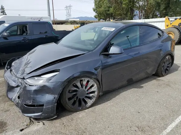 5YJYGDEF1MF197531 2021 TESLA MODEL Y - Image 1