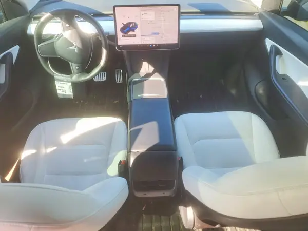 5YJYGDEF1MF211590 2021 TESLA MODEL Y - Image 8