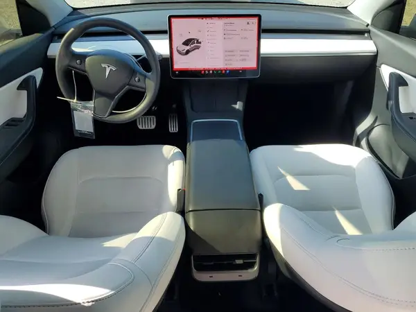 5YJYGDEF1MF219995 2021 TESLA MODEL Y - Image 8