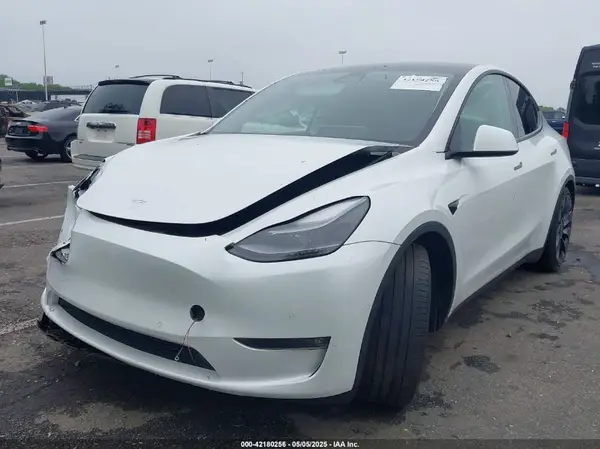 5YJYGDEF1MF251359 2021 TESLA MODEL Y - Image 2