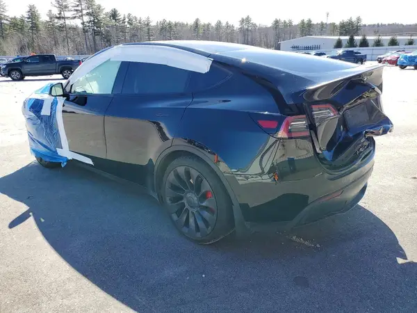 5YJYGDEF1MF252155 2021 TESLA MODEL Y - Image 2