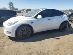 5YJYGDEF1MF252740 2021 TESLA MODEL Y