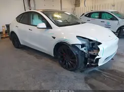 5YJYGDEF1MF256674 2021 TESLA MODEL Y