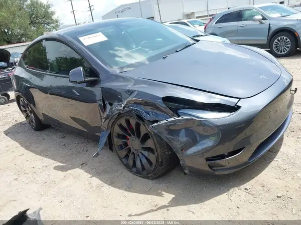 5YJYGDEF1MF269313 2021 TESLA MODEL Y - Image 1
