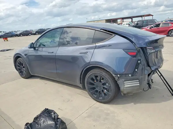 5YJYGDEF2LF002616 2020 TESLA MODEL Y - Image 2