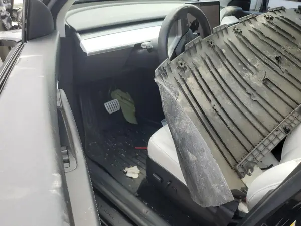 5YJYGDEF2LF028181 2020 TESLA MODEL Y - Image 8