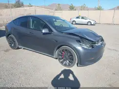 5YJYGDEF2MF071968 2021 TESLA MODEL Y