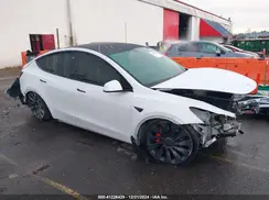 5YJYGDEF2MF133739 2021 TESLA MODEL Y