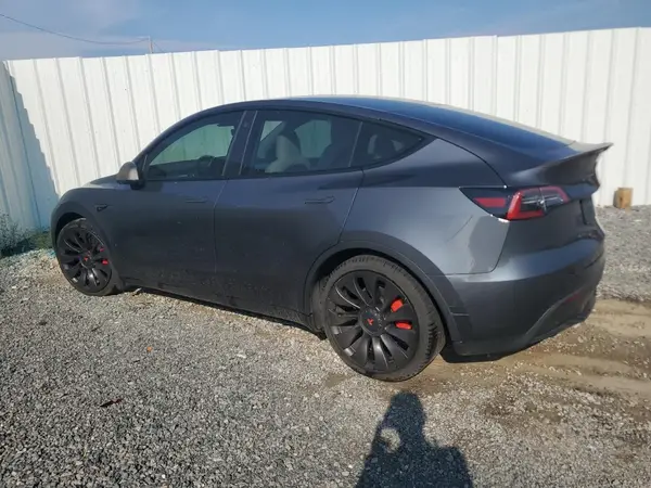 5YJYGDEF2MF250737 2021 TESLA MODEL Y - Image 2