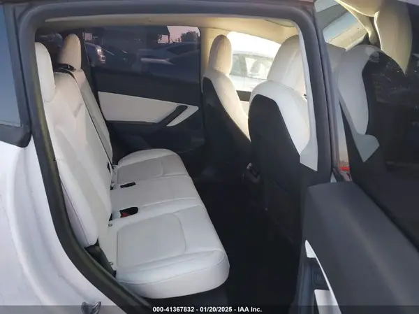 5YJYGDEF2MF258711 2021 TESLA MODEL Y - Image 8