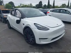 5YJYGDEF2MF272740 2021 TESLA MODEL Y