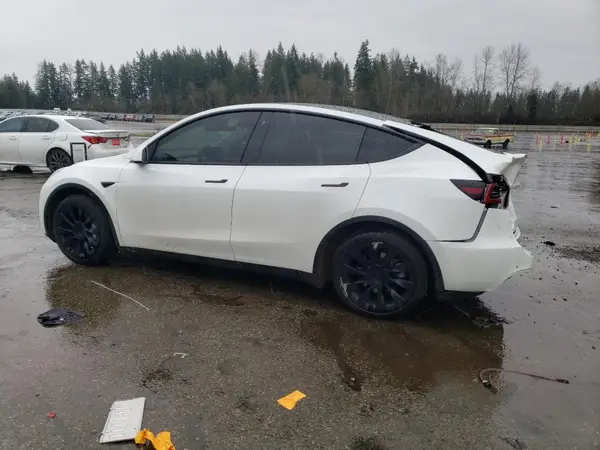 5YJYGDEF3LF000728 2020 TESLA MODEL Y - Image 2