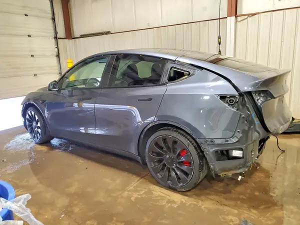 5YJYGDEF3LF001457 2020 TESLA MODEL Y - Image 2
