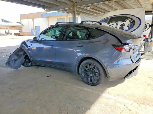 5YJYGDEF3LF002379 2020 TESLA MODEL Y - Image 2