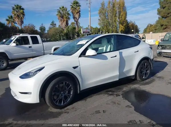 5YJYGDEF3LF023104 2020 TESLA MODEL Y - Image 2