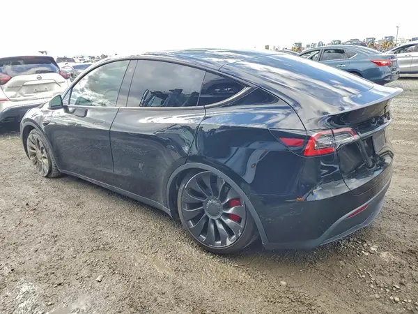 5YJYGDEF3LF034586 2020 TESLA MODEL Y - Image 2