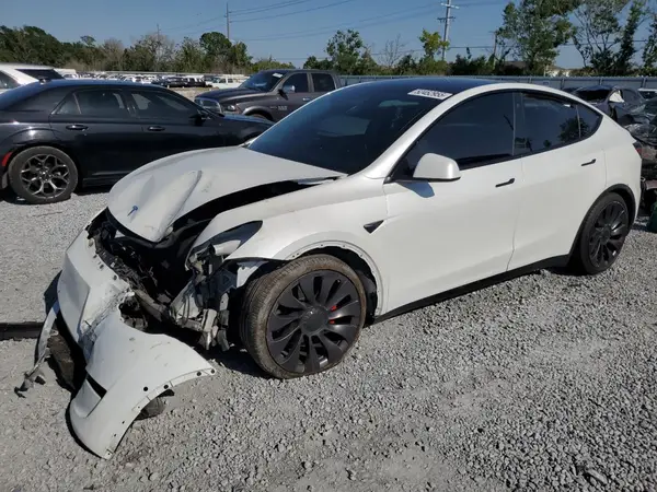 5YJYGDEF3LF043238 2020 TESLA MODEL Y - Image 1