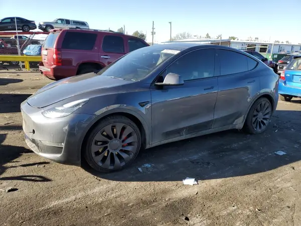 5YJYGDEF3MF089251 2021 TESLA MODEL Y - Image 1