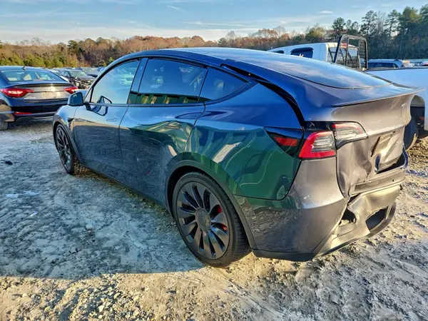 5YJYGDEF3MF139548 2021 TESLA MODEL Y - Image 2