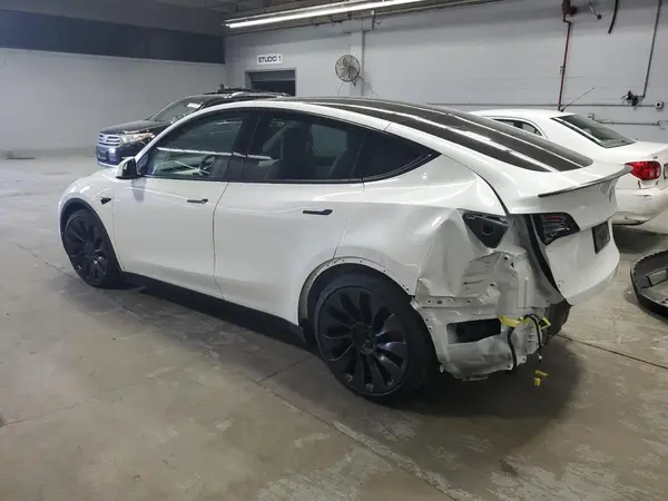 5YJYGDEF3MF178480 2021 TESLA MODEL Y - Image 2