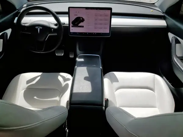 5YJYGDEF3MF215835 2021 TESLA MODEL Y - Image 8
