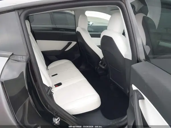 5YJYGDEF3MF239939 2021 TESLA MODEL Y - Image 8