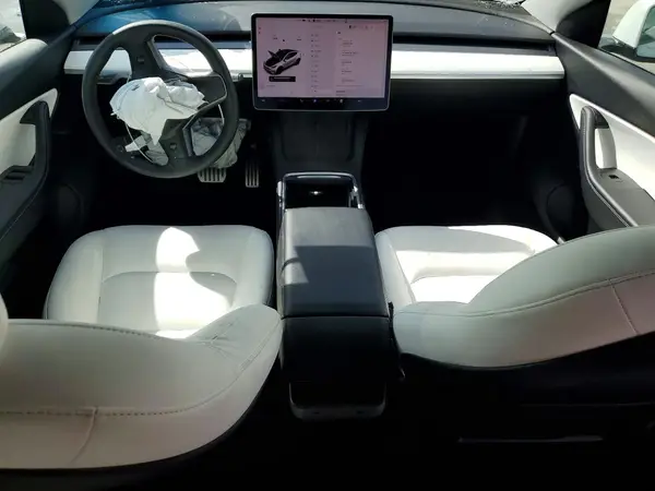 5YJYGDEF3MF246163 2021 TESLA MODEL Y - Image 8