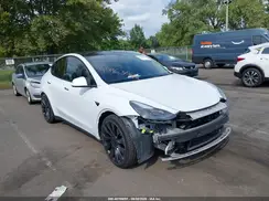 5YJYGDEF3MF263531 2021 TESLA MODEL Y