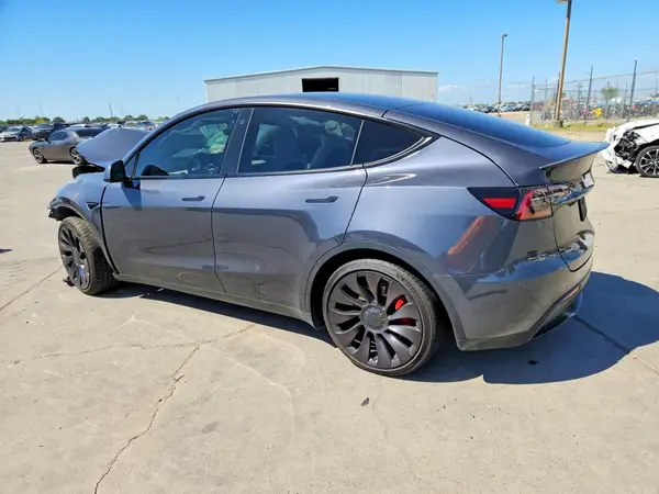 5YJYGDEF3MF264002 2021 TESLA MODEL Y - Image 2