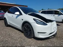 5YJYGDEF4LF002746 2020 TESLA MODEL Y