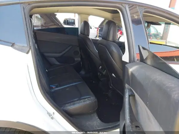 5YJYGDEF4LF057293 2020 TESLA MODEL Y - Image 8