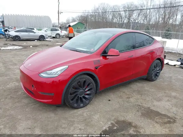5YJYGDEF4MF093230 2021 TESLA MODEL Y - Image 2