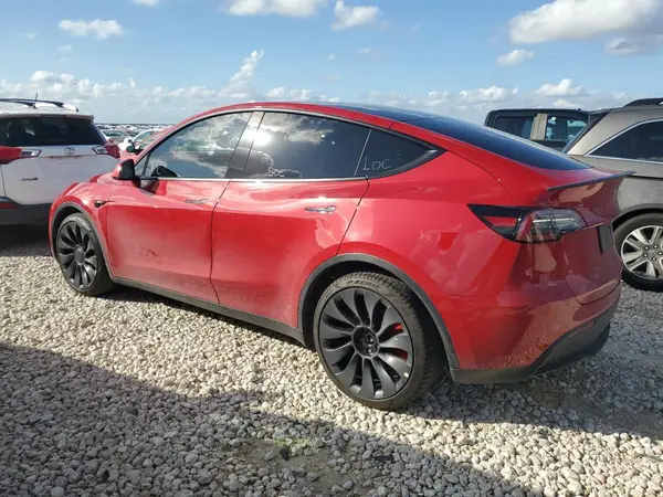 5YJYGDEF4MF189455 2021 TESLA MODEL Y - Image 2