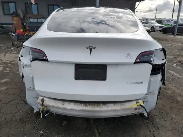 2021 TESLA MODEL Y auction photo 6