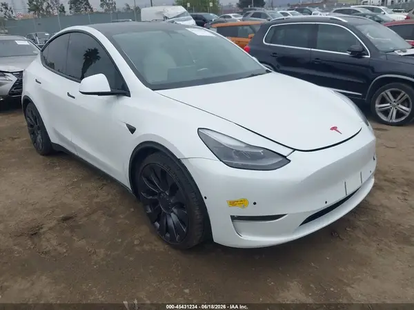 5YJYGDEF4MF211647 2021 TESLA MODEL Y - Image 1