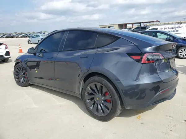 5YJYGDEF4MF212099 2021 TESLA MODEL Y - Image 2
