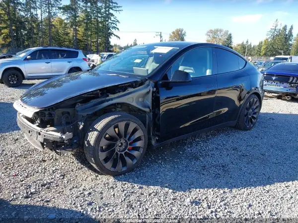 5YJYGDEF4MF215665 2021 TESLA MODEL Y - Image 2
