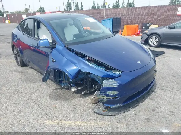 5YJYGDEF4MF246561 2021 TESLA MODEL Y - Image 1
